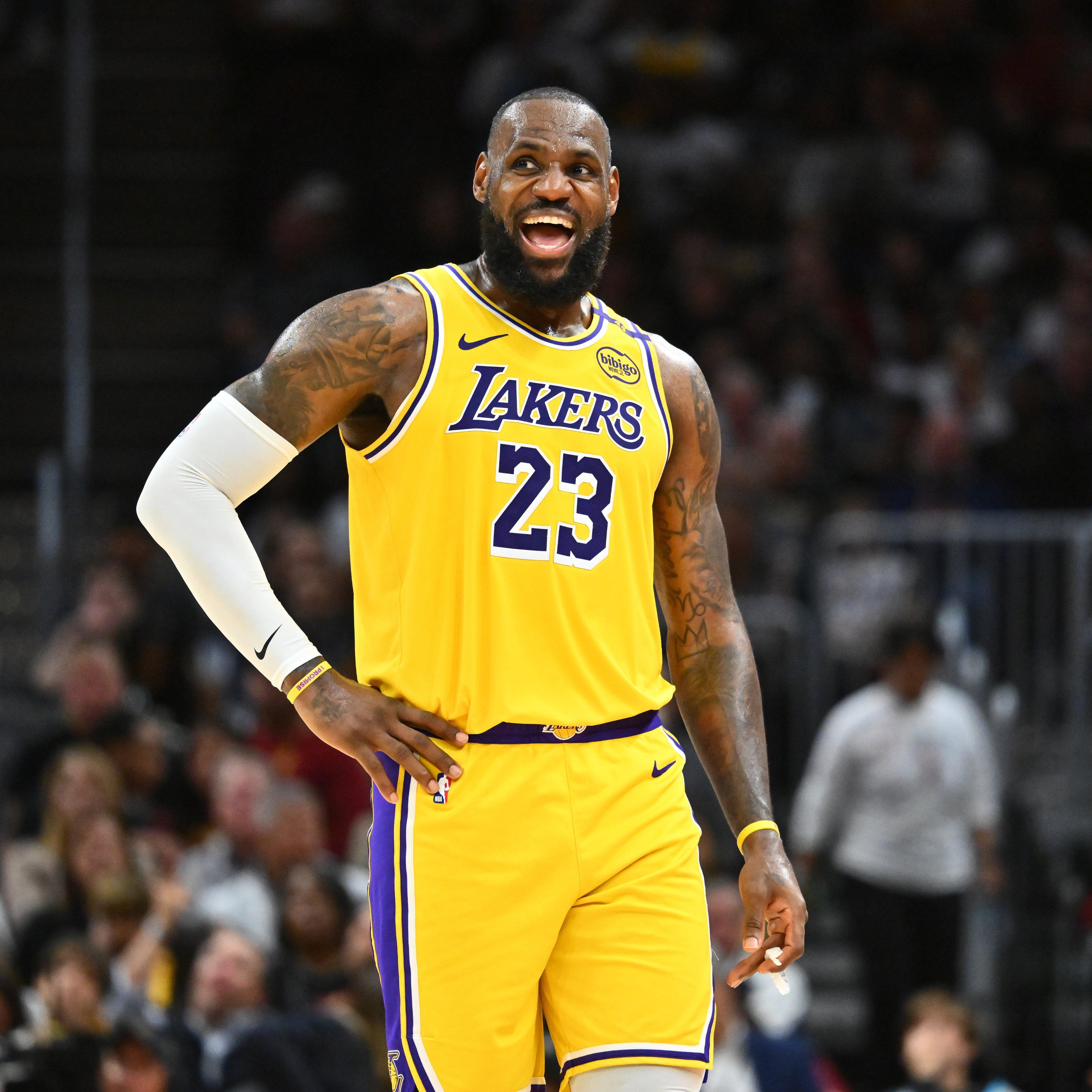 百家乐官方网站-八村塁:詹姆斯会在场边观察指导,这种无形的影响力至关重要